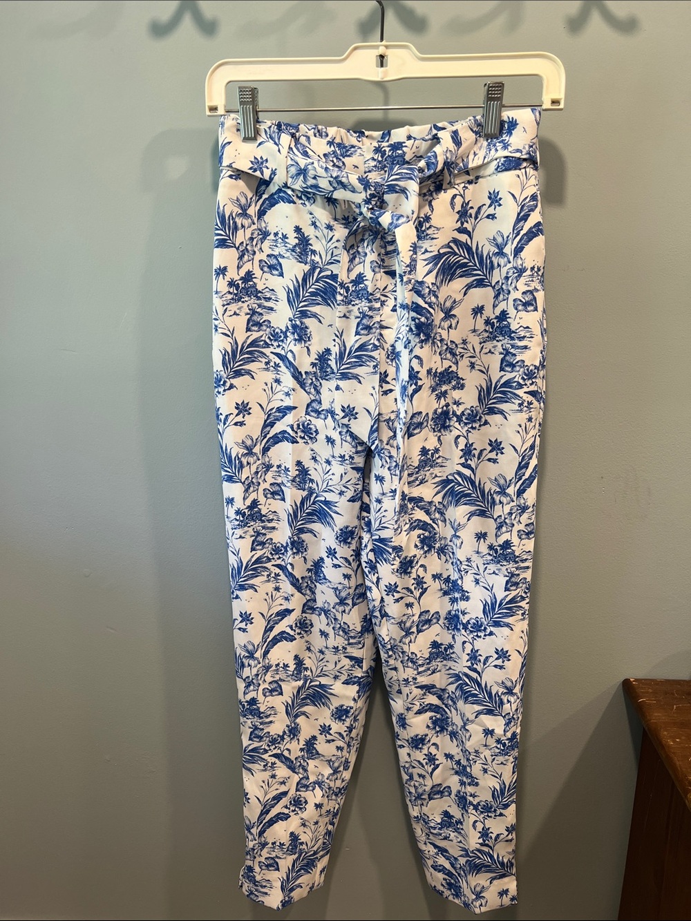 MNG NWT Lightweight Belted Pants/Trousers